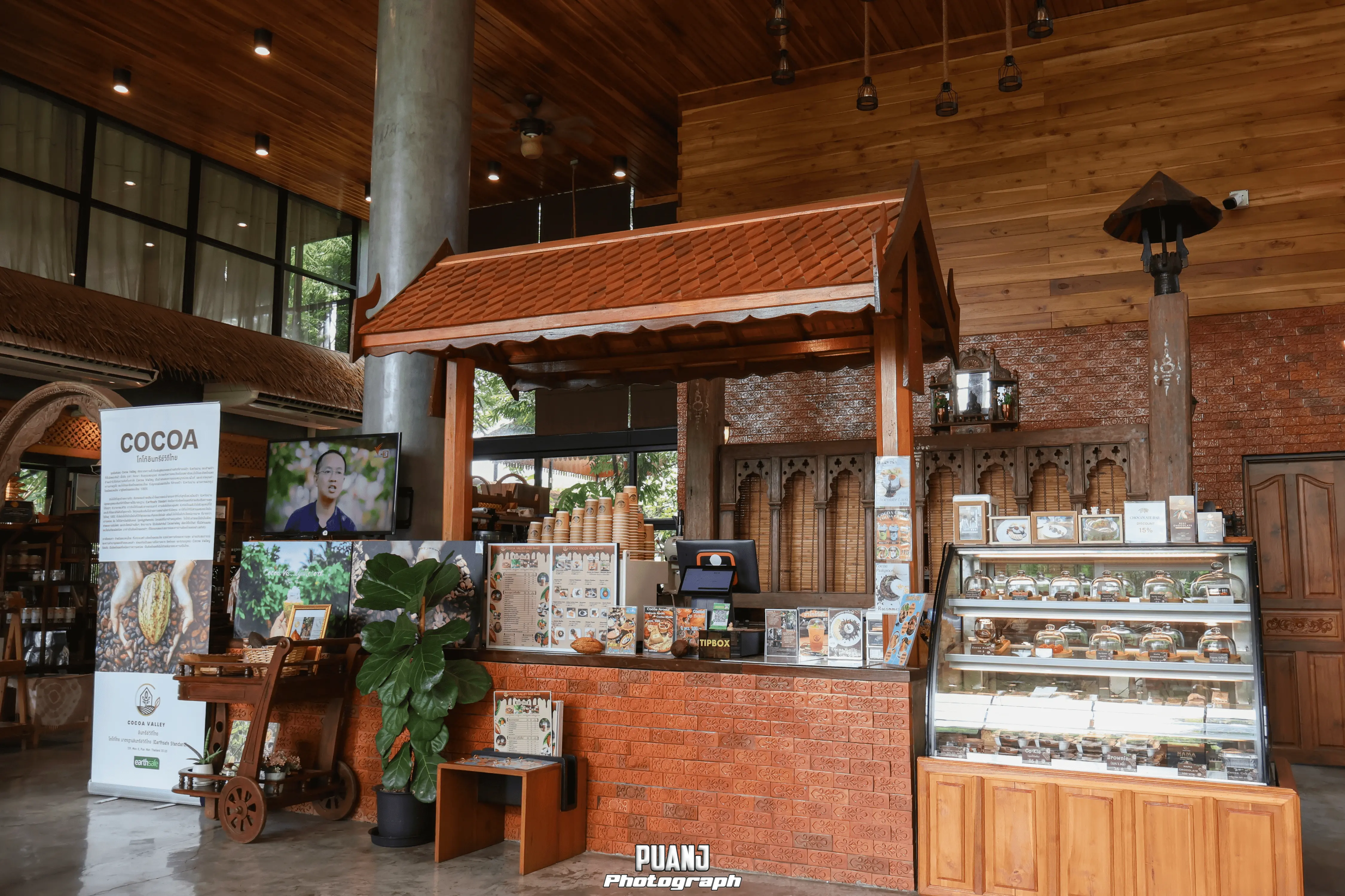 CoCoaValley Cafe โกโก้วัลเล่ย์ คาเฟ่